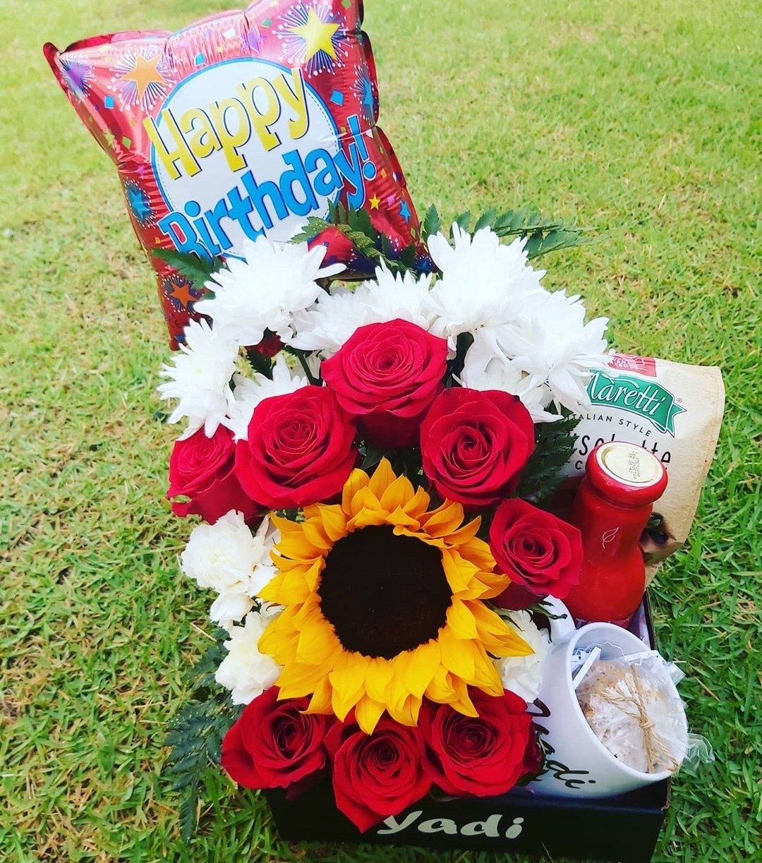 CF-012.jpg Arreglos Florales y Fresas con Chocolate Premium Exclusivo - Imagen 1