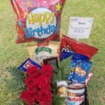 Arreglos Florales y Fresas con Chocolate Premium Exclusivo