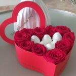 Arreglos Florales y Fresas con Chocolate Premium Exclusivo